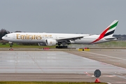 Emirates Boeing 777-31H(ER) (A6-EPB) at  Hamburg - Fuhlsbuettel (Helmut Schmidt), Germany