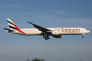Emirates Boeing 777-31H(ER) (A6-EPD) at  Hamburg - Fuhlsbuettel (Helmut Schmidt), Germany