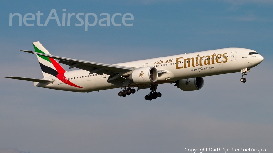 Emirates Boeing 777-31H(ER) (A6-EPF) | Photo 167258