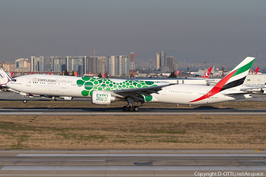 Emirates Boeing 777-31H(ER) (A6-EPF) | Photo 309706