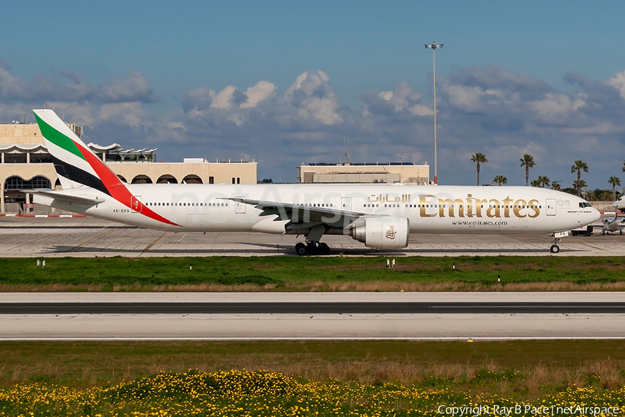 Emirates Boeing 777-31H(ER) (A6-EPG) | Photo 495032