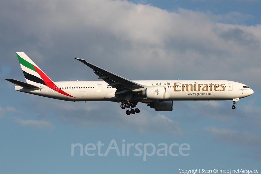 Emirates Boeing 777-31H(ER) (A6-EPI) | Photo 166815