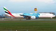 Emirates Boeing 777-31H(ER) (A6-EPK) at  Hamburg - Fuhlsbuettel (Helmut Schmidt), Germany