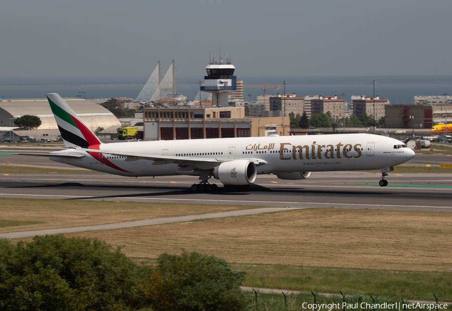 Emirates Boeing 777-31H(ER) (A6-EPK) | Photo 507729