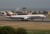 Emirates Boeing 777-31H(ER) (A6-EPK) at  Lisbon - Portela, Portugal