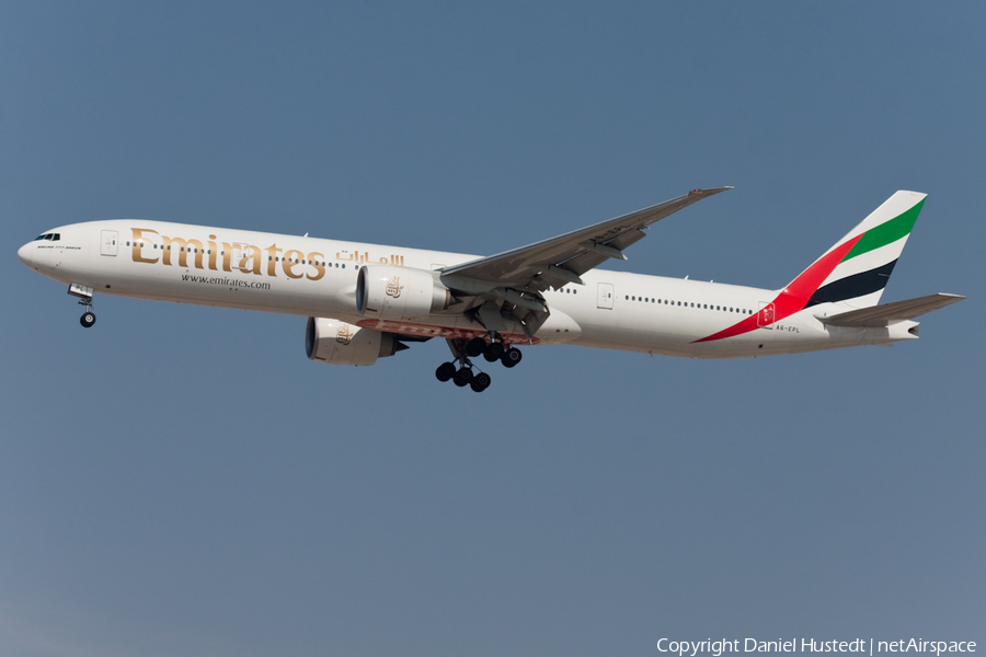 Emirates Boeing 777-31H(ER) (A6-EPL) | Photo 416067