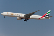 Emirates Boeing 777-31H(ER) (A6-EPL) at  Dubai - International, United Arab Emirates