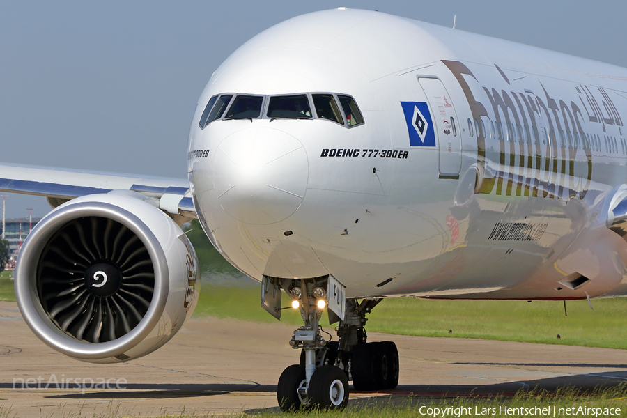 Emirates Boeing 777-31H(ER) (A6-EPL) | Photo 110497