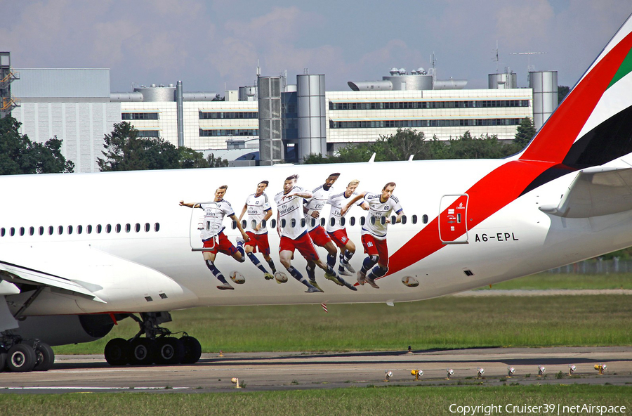 Emirates Boeing 777-31H(ER) (A6-EPL) | Photo 167837