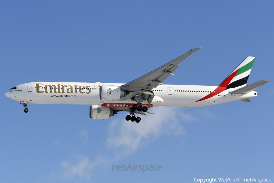 Emirates Boeing 777-31H(ER) (A6-EPM) | Photo 549399