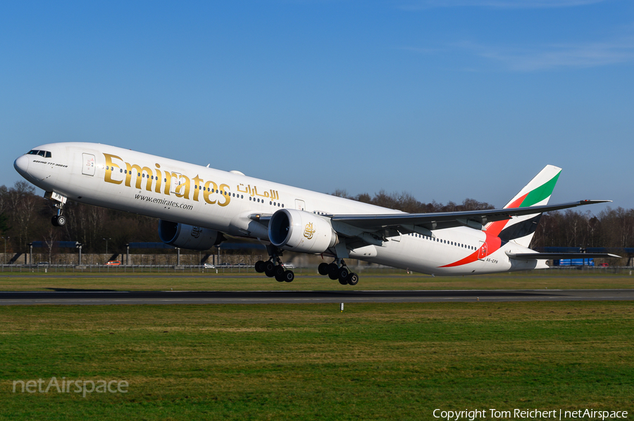 Emirates Boeing 777-31H(ER) (A6-EPN) | Photo 554577