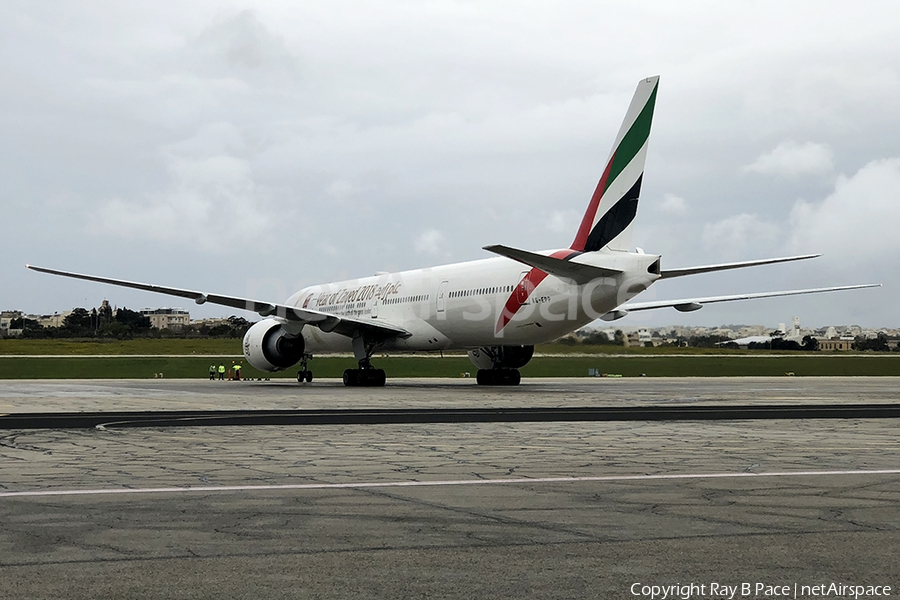 Emirates Boeing 777-31H(ER) (A6-EPP) | Photo 223683