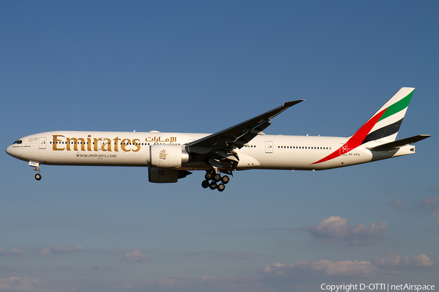 Emirates Boeing 777-31H(ER) (A6-EPQ) | Photo 249824
