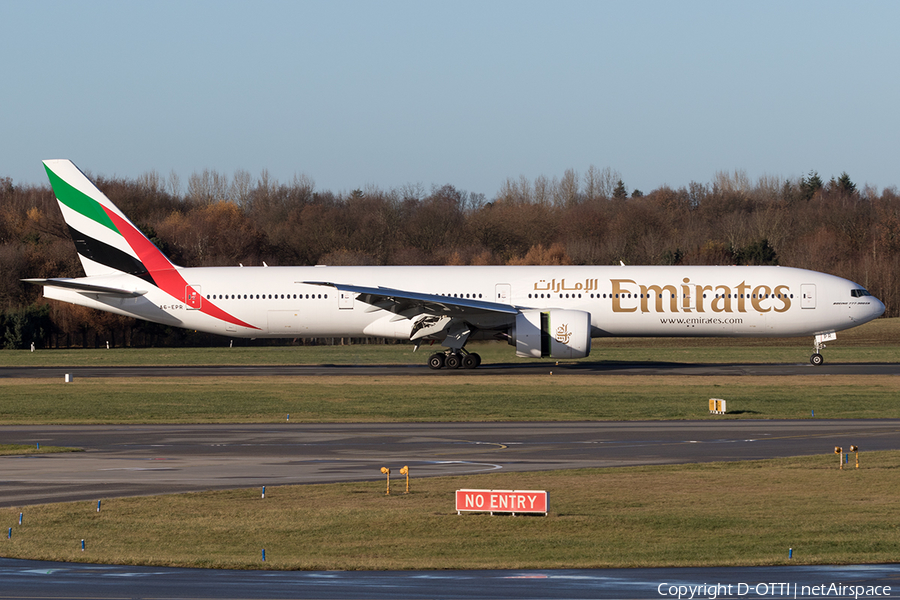 Emirates Boeing 777-31H(ER) (A6-EPR) | Photo 144071