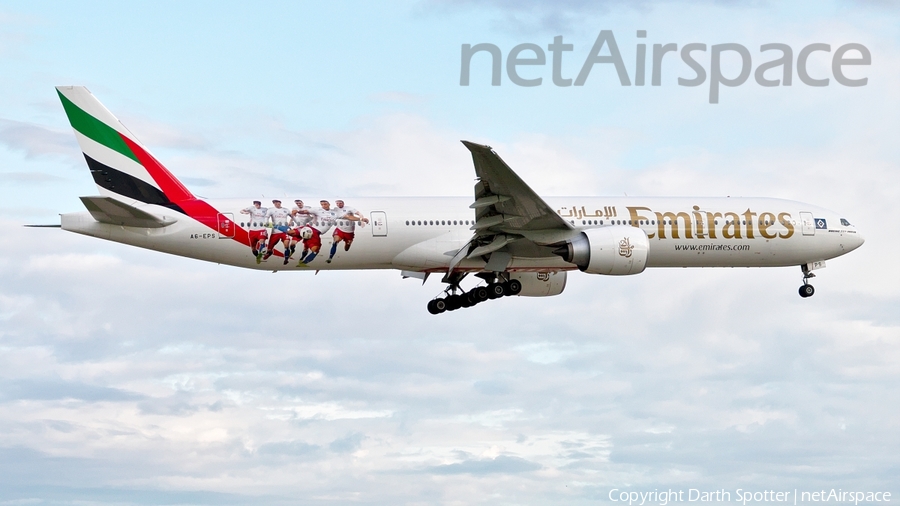 Emirates Boeing 777-31H(ER) (A6-EPS) | Photo 167262