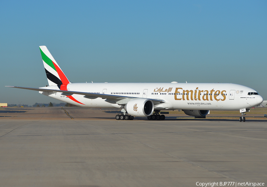 Emirates Boeing 777-31H(ER) (A6-EPY) | Photo 199511