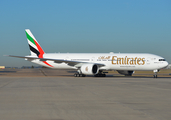 Emirates Boeing 777-31H(ER) (A6-EPY) at  Dallas/Ft. Worth - International, United States