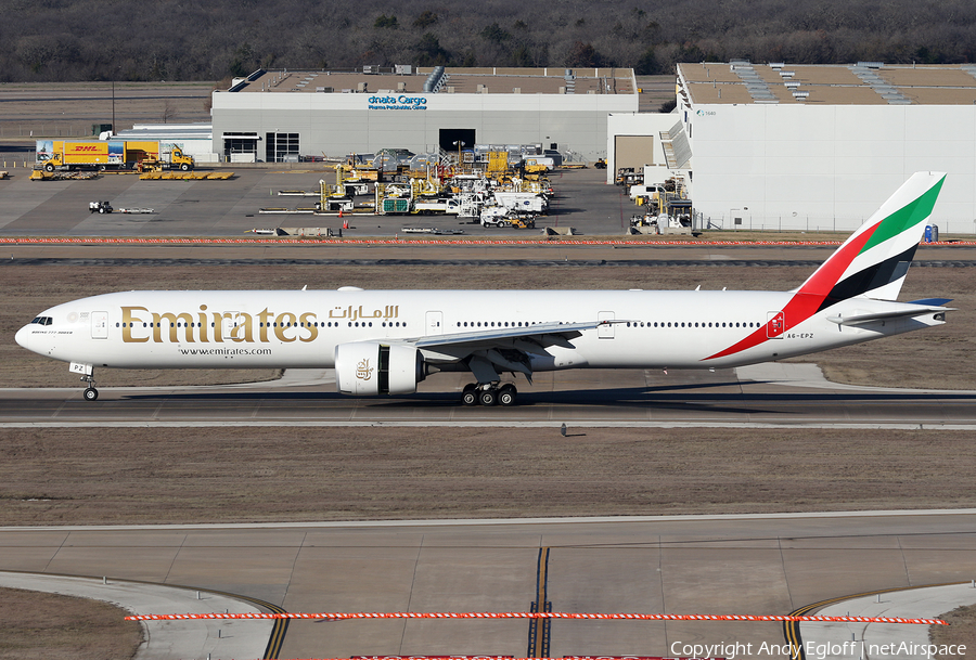 Emirates Boeing 777-31H(ER) (A6-EPZ) | Photo 489750