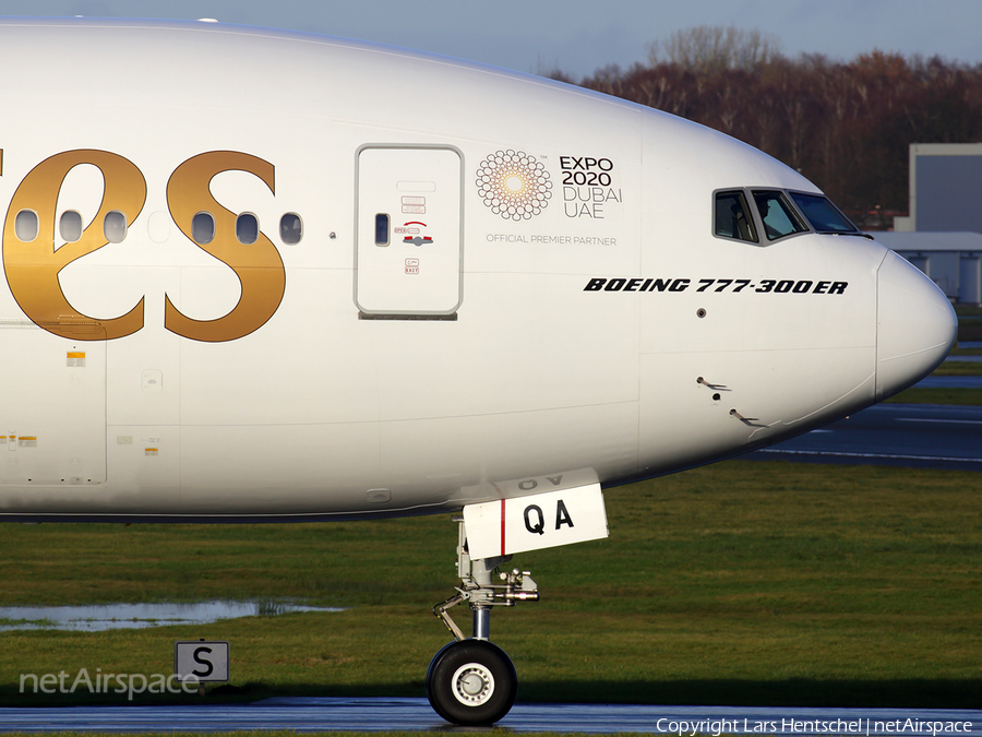 Emirates Boeing 777-31H(ER) (A6-EQA) | Photo 203462