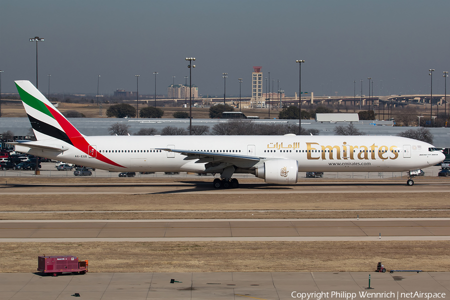Emirates Boeing 777-31H(ER) (A6-EQB) | Photo 239926