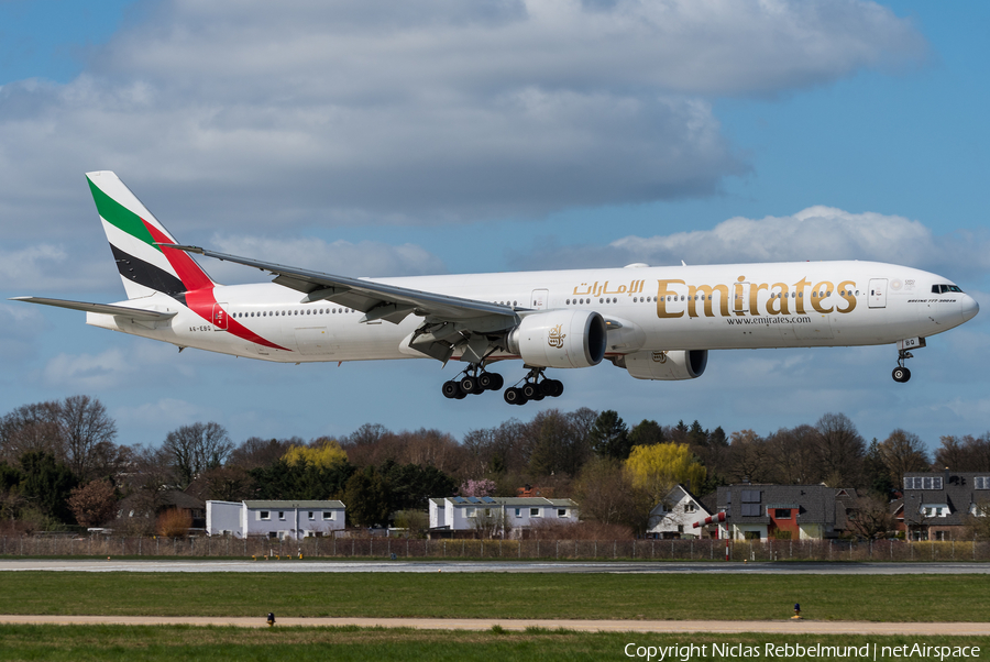 Emirates Boeing 777-31H(ER) (A6-EQB) | Photo 308199