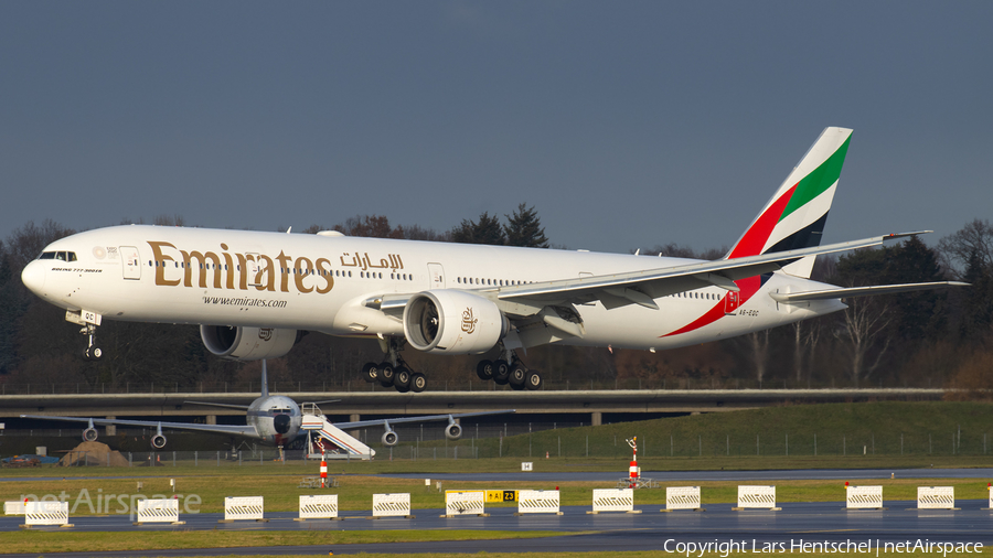 Emirates Boeing 777-31H(ER) (A6-EQC) | Photo 361287