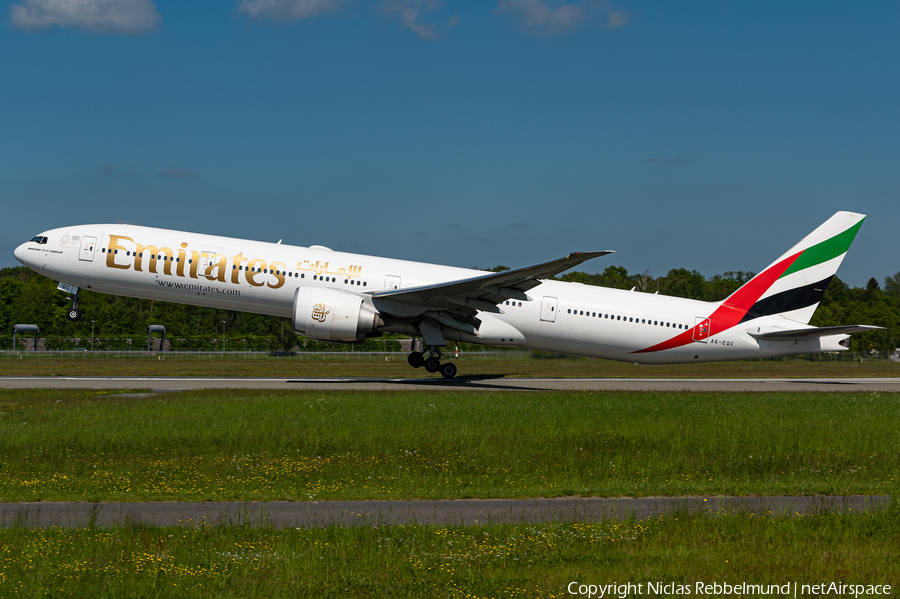 Emirates Boeing 777-31H(ER) (A6-EQC) | Photo 450071