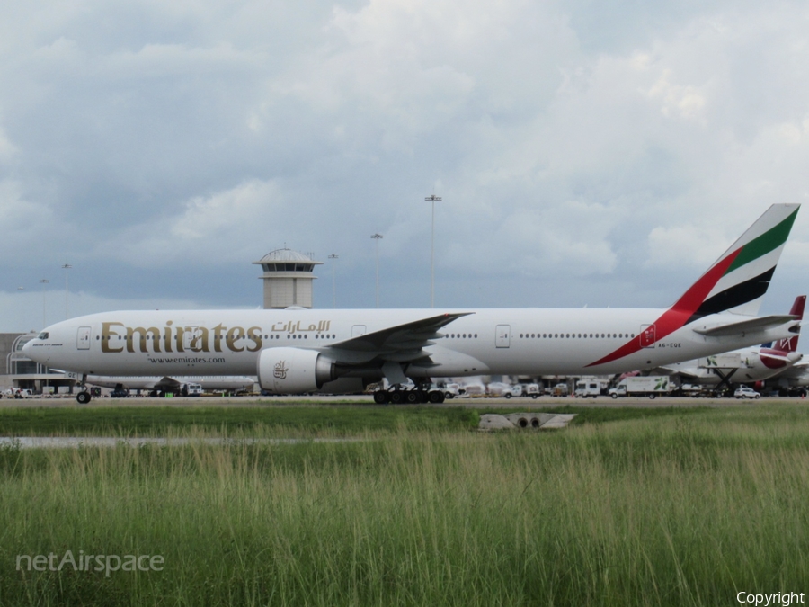 Emirates Boeing 777-31H(ER) (A6-EQE) | Photo 518307