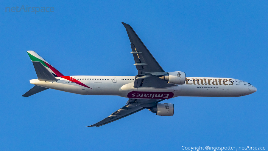 Emirates Boeing 777-31H(ER) (A6-EQF) | Photo 393998