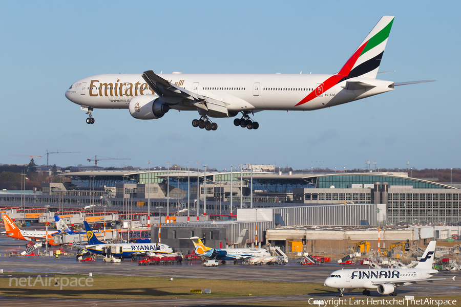 Emirates Boeing 777-31H(ER) (A6-EQF) | Photo 288866