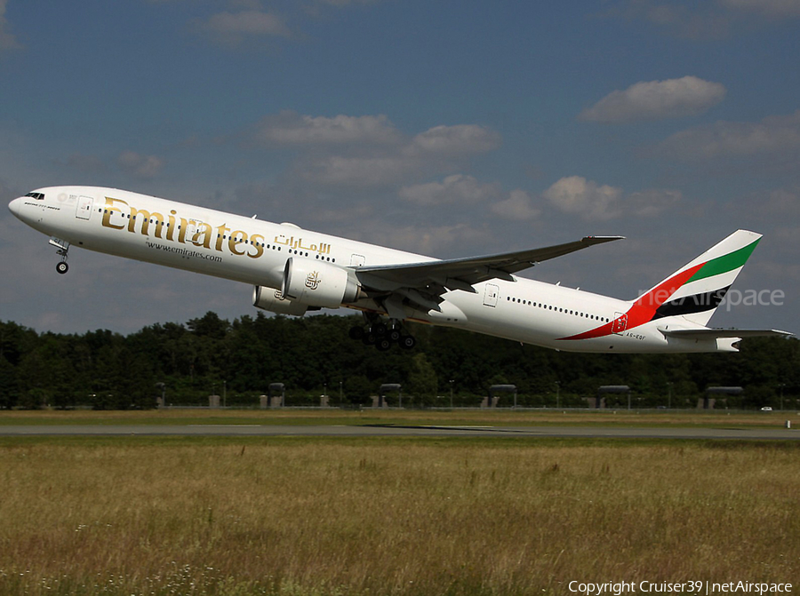 Emirates Boeing 777-31H(ER) (A6-EQF) | Photo 472096