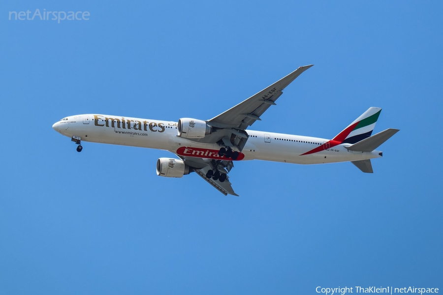 Emirates Boeing 777-31H(ER) (A6-EQF) | Photo 436743