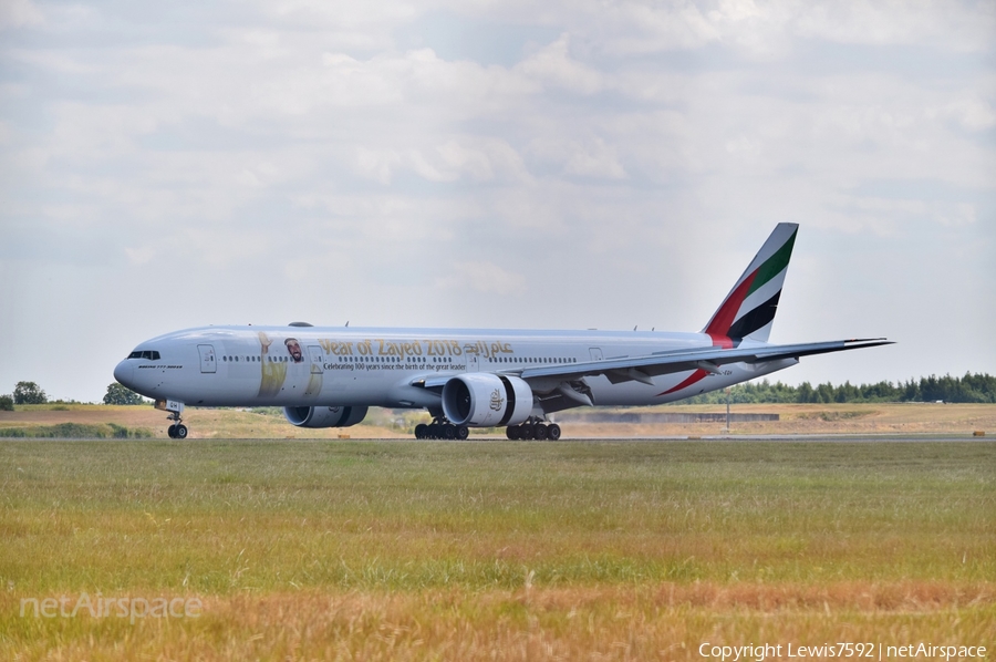 Emirates Boeing 777-31H(ER) (A6-EQH) | Photo 252590