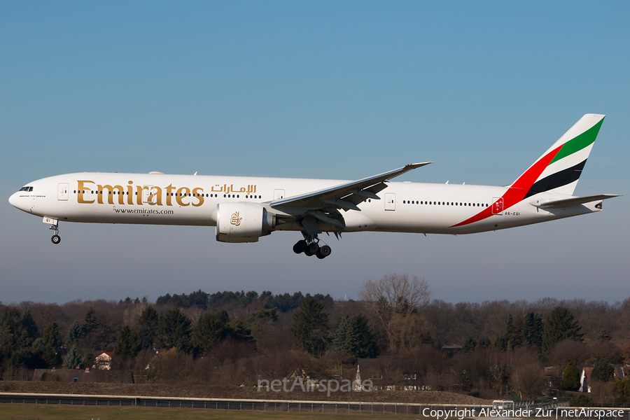 Emirates Boeing 777-31H(ER) (A6-EQI) | Photo 296839