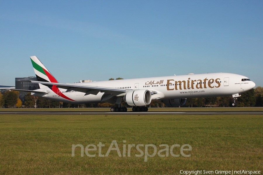 Emirates Boeing 777-31H(ER) (A6-EQJ) | Photo 275232