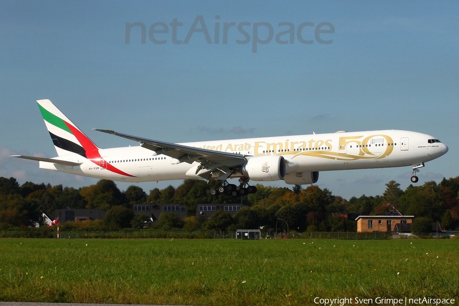 Emirates Boeing 777-31H(ER) (A6-EQM) | Photo 475715