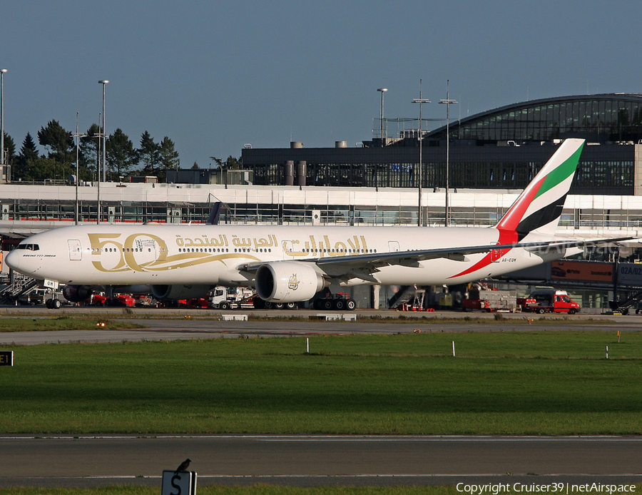 Emirates Boeing 777-31H(ER) (A6-EQM) | Photo 488957