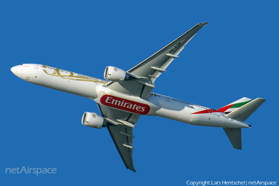 Emirates Boeing 777-31H(ER) (A6-EQM) | Photo 474413