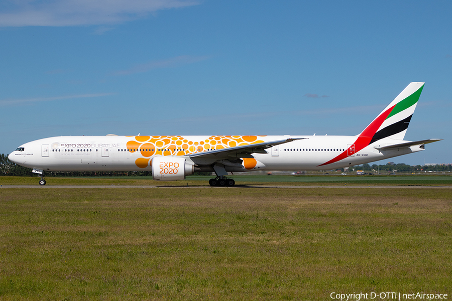 Emirates Boeing 777-31H(ER) (A6-EQO) | Photo 387809
