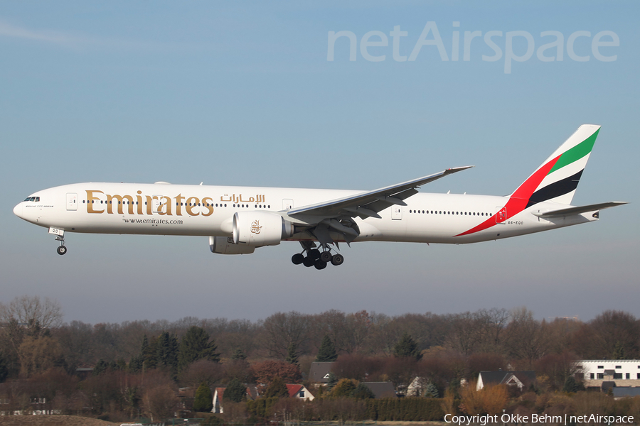 Emirates Boeing 777-31H(ER) (A6-EQO) | Photo 326737