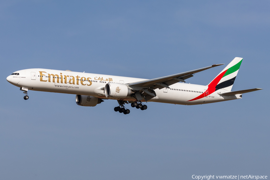 Emirates Boeing 777-31H(ER) (A6-EQP) | Photo 593861