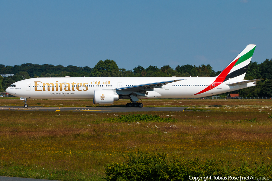 Emirates Boeing 777-31H(ER) (A6-EQP) | Photo 335520