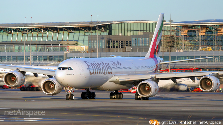 Emirates Airbus A340-541 (A6-ERB) | Photo 414242