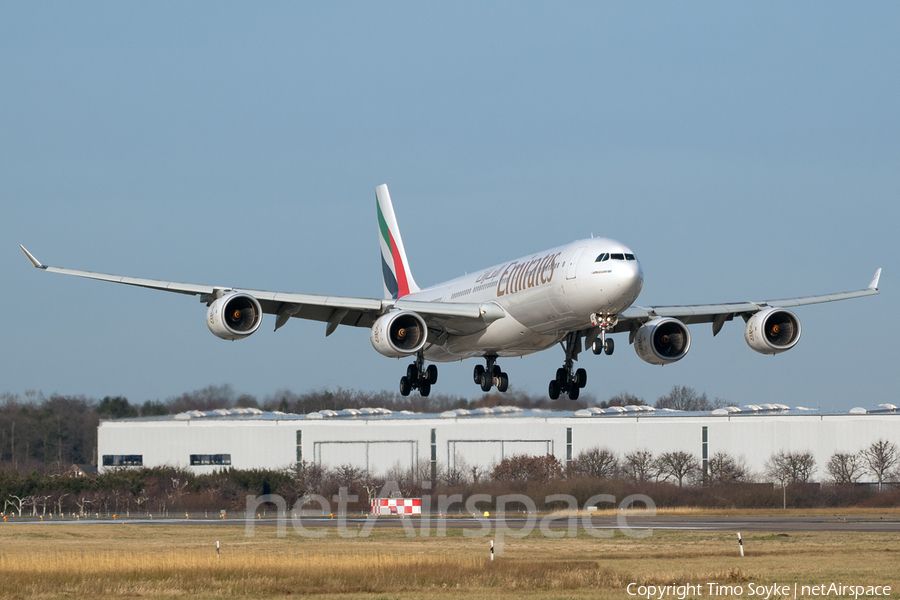 Emirates Airbus A340-541 (A6-ERC) | Photo 21699