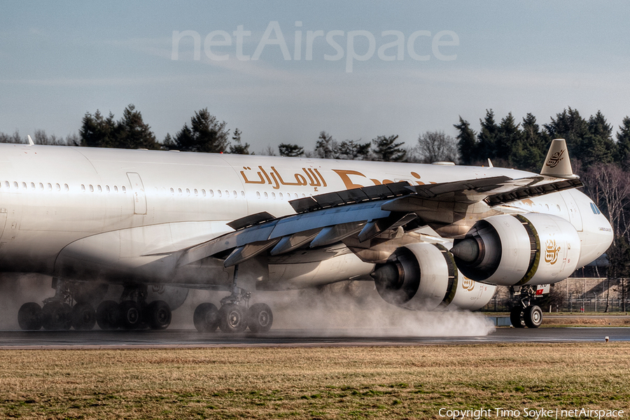 Emirates Airbus A340-541 (A6-ERC) | Photo 34420