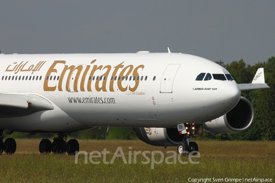 Emirates Airbus A340-541 (A6-ERH) | Photo 15925