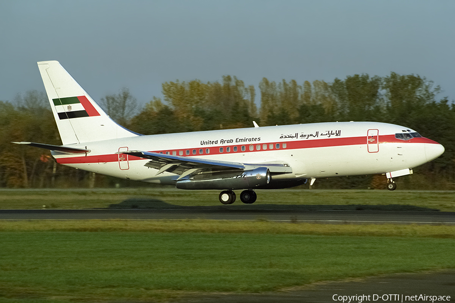 United Arab Emirates Government (Sharjah) Boeing 737-2W8(Adv) (A6-ESH) | Photo 440454