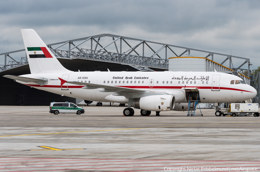 United Arab Emirates Government (Sharjah) Airbus A319-133X CJ (A6-ESH) | Photo 316212