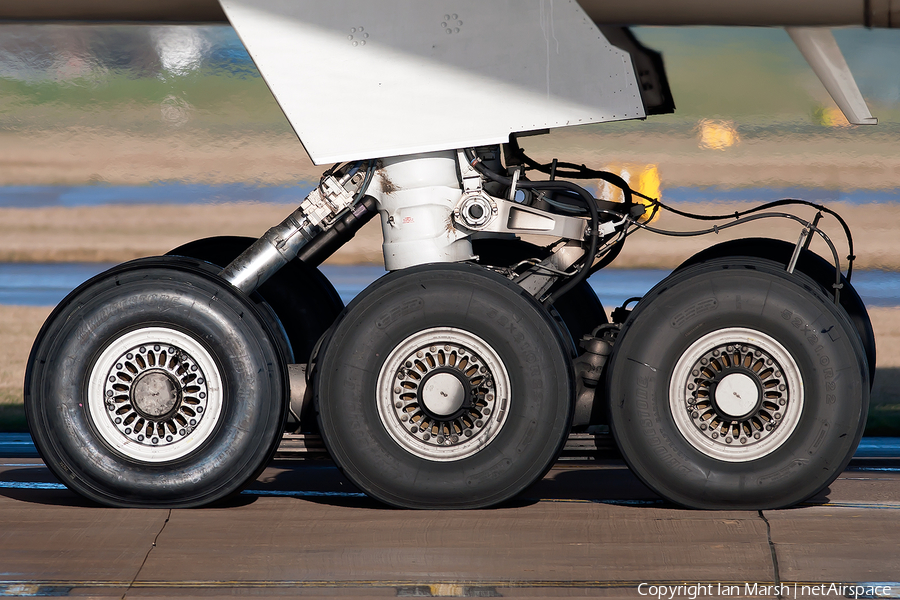 Etihad Airways Boeing 777-3FX(ER) (A6-ETA) | Photo 8914