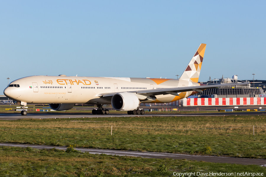 Etihad Airways Boeing 777-3FX(ER) (A6-ETB) | Photo 292135